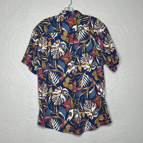 Eddie Bauer Classic Fit Button-Up Shirt - Size Large - Picture 2 of 4